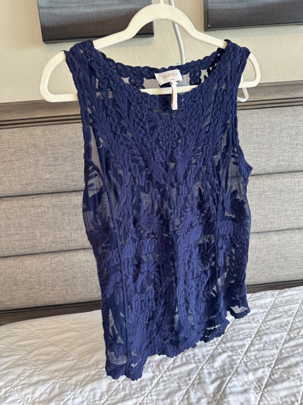 Laundry By Shelli Segal Navy Crochet Lace Sleeveless Camisole